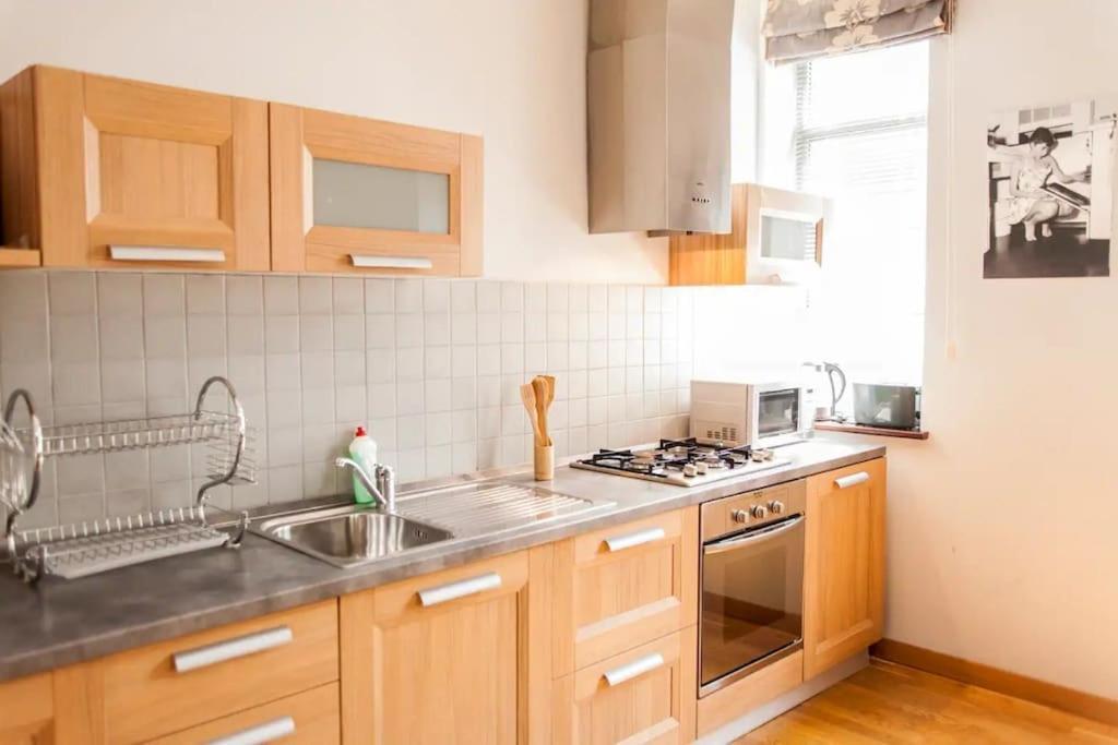 City Center 2Bdr Apartment Near Rustaveli Av. Tbilissi Extérieur photo